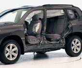 2013 Toyota Highlander IIHS Side Impact Crash Test Picture